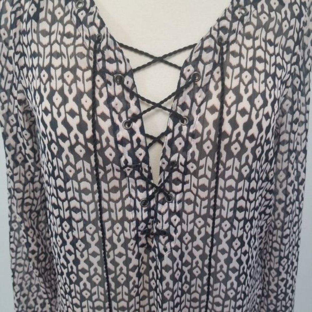 Jessica Simpson New Morgan Semi Sheer Chiffon Lace Up Top Blouse Womens Size S - Picture 6 of 8